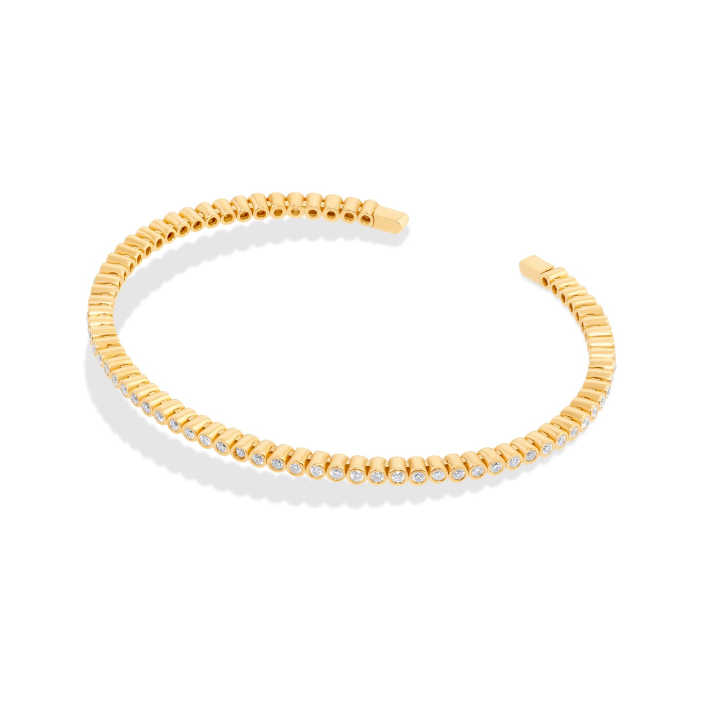Yellow Gold Bracelet set with 0.86 Carats Diamonds. - House Of Lux