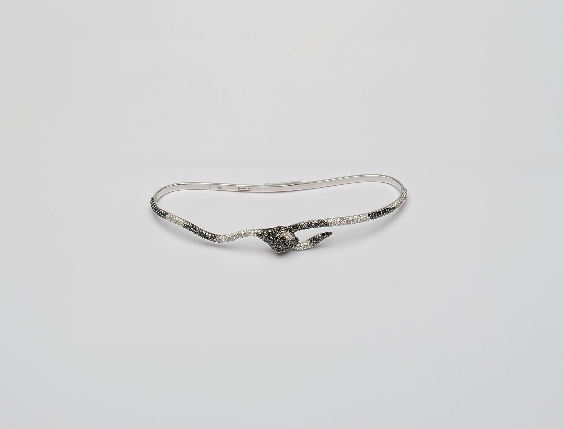 White Gold Bracelet set with 0.41 Carats Diamonds and 1.68 Carat Black Diamonds. - House Of Lux